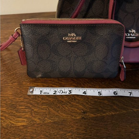 Coach Double Zip Wristlet - Picture 6 of 6